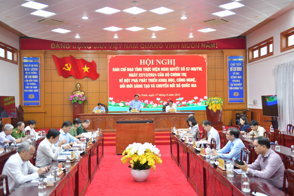 Các đại biểu dự hội nghị