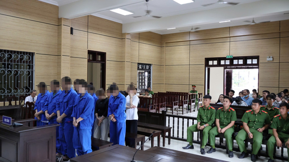 Một phiên toà có sự tham dự của luật sư
