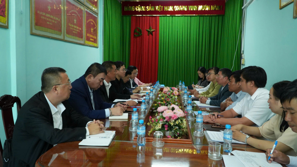 Đại biểu tham dự buổi làm việc