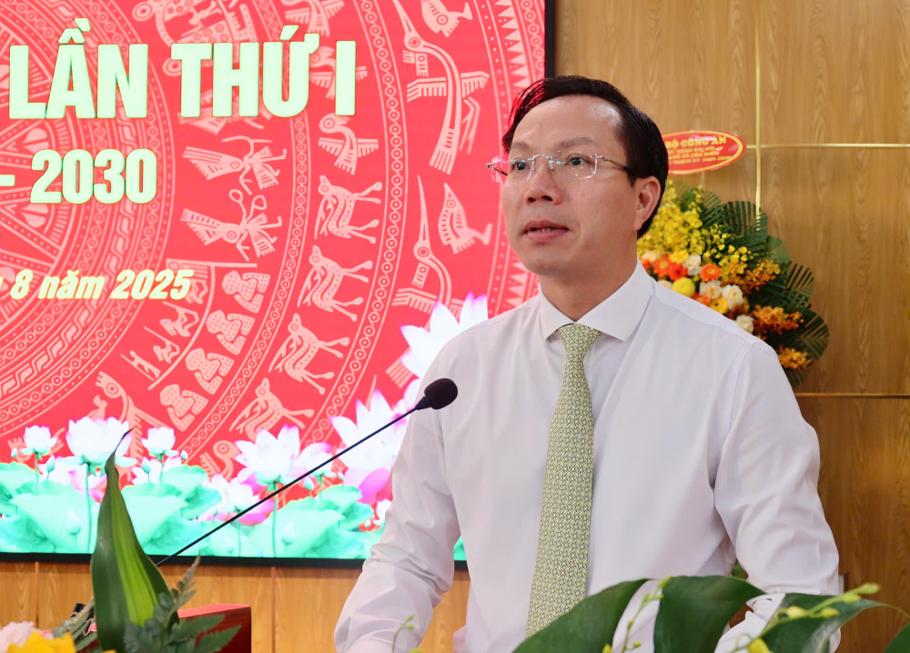 Ủy viên Ban Thường vụ Tỉnh ủy, Phó Chủ tịch UBND tỉnh Đoàn Trung Kiên phát biểu chỉ đạo tại Đại hội