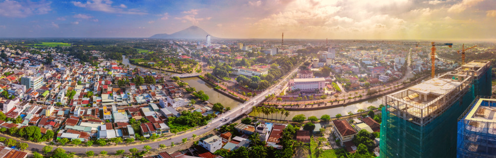 Tây Ninh hôm nay chuyển mình mạnh mẽ (Trong ảnh: Phường Tân Ninh nhìn từ trên cao Ảnh: HUỲNH THANH LIÊM)