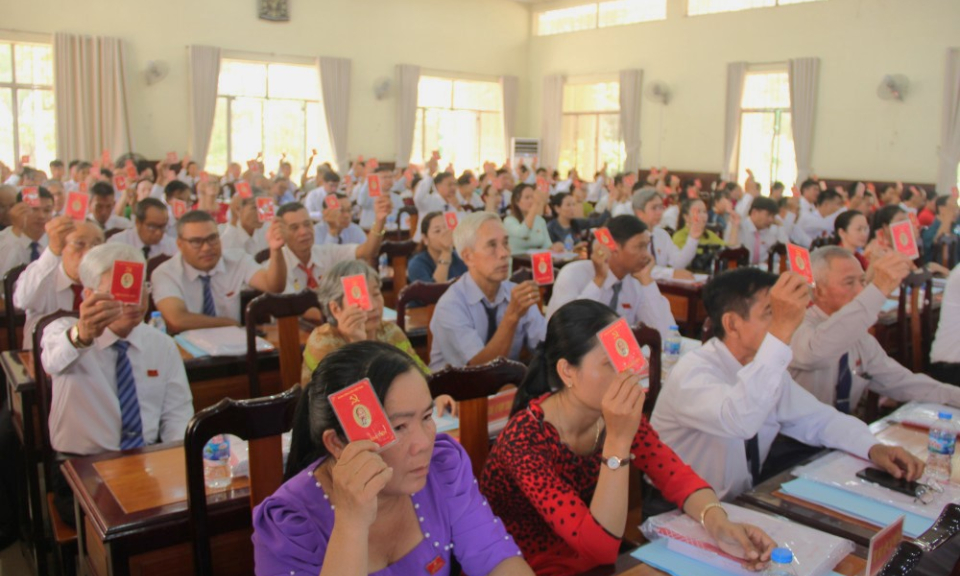 Xã Tân Hưng đề ra 14 chỉ tiêu Nghị quyết thực hiện trong nhiệm kỳ 2025-2030