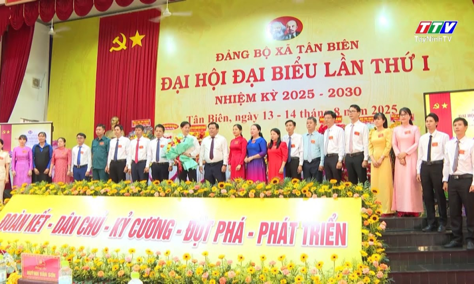 Đồng chí Lê Long Giang giữ chức Bí thư Đảng ủy xã Tân Biên