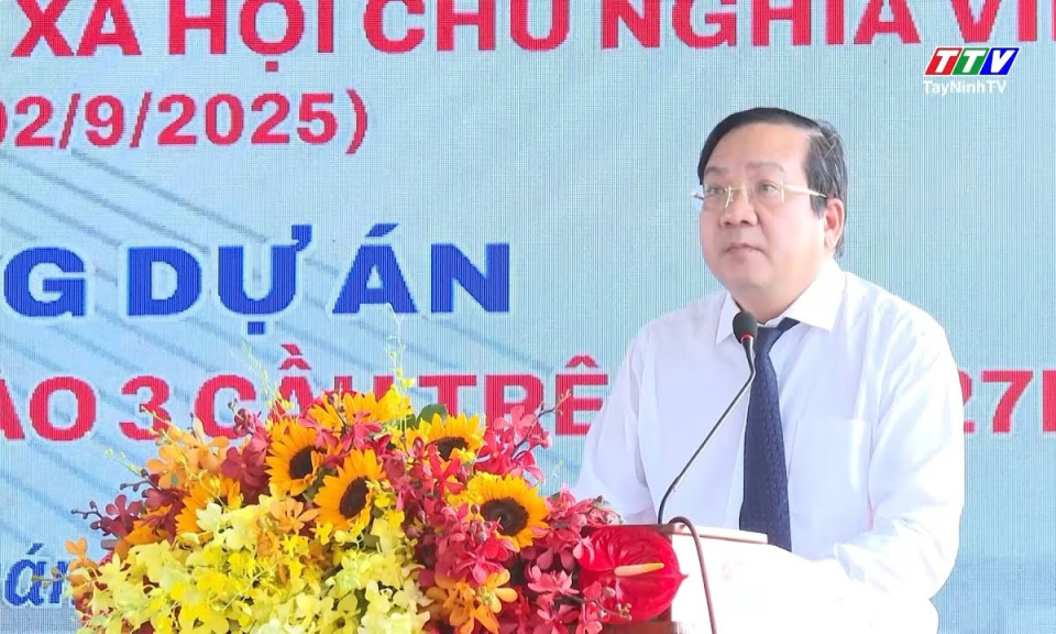 Khởi công Dự án xây dựng đường dẫn vào 03 cầu trên ĐT.827E