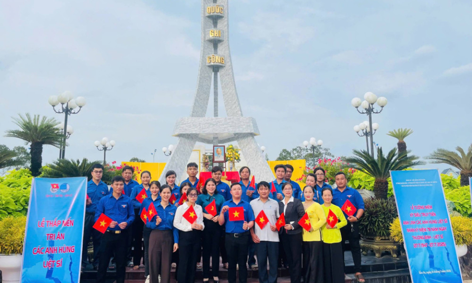 Tự hào truyền thống, tiếp bước cha anh