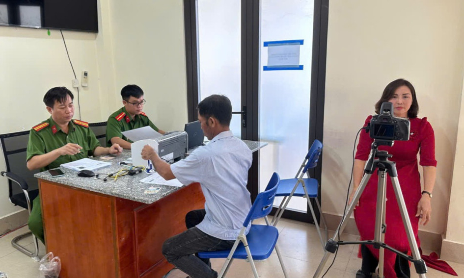 Tây Ninh: Chủ động, linh hoạt trong công tác cấp, đổi thẻ đảng viên