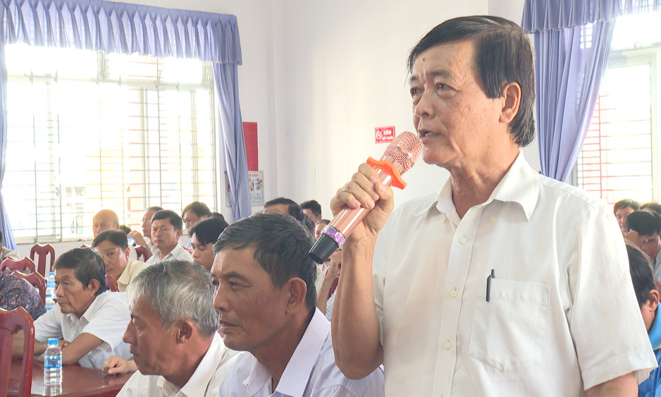 Cử tri xã An Lục Long kiến nghị nhiều vấn đề về đời sống dân sinh