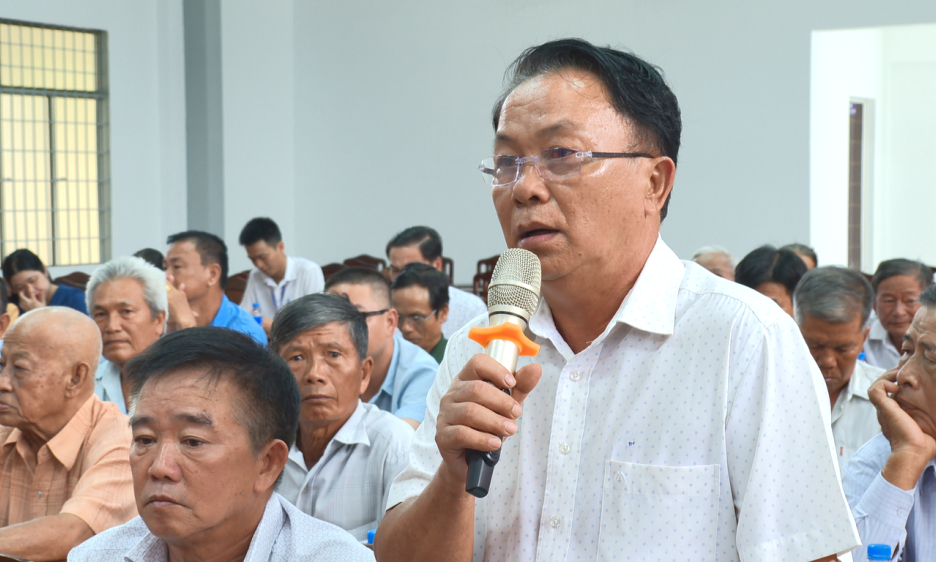 Tiếp xúc cử tri sau kỳ họp thứ 2, HĐND tỉnh: Cử tri kiến nghị nhiều vấn đề về giao thông và môi trường