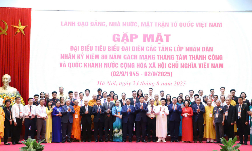 Đoàn đại biểu Tây Ninh gặp mặt lãnh đạo Đảng, Nhà nước nhân kỷ niệm 80 năm Cách mạng Tháng Tám và Quốc khánh 02/9