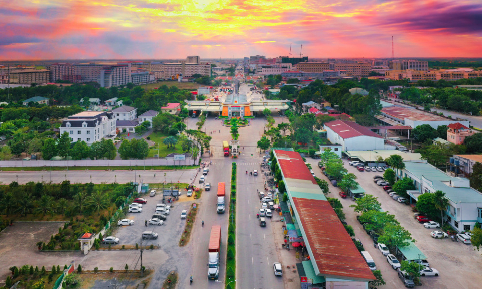 Từ Cách mạng Tháng Tám năm 1945 vững bước tiến vào kỷ nguyên vươn mình