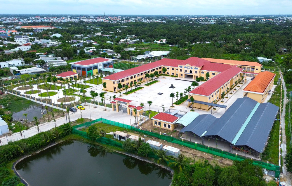 Trường THCS &THPT Nguyễn Thị Một (xã Cần Giuộc) được đầu tư xây mới