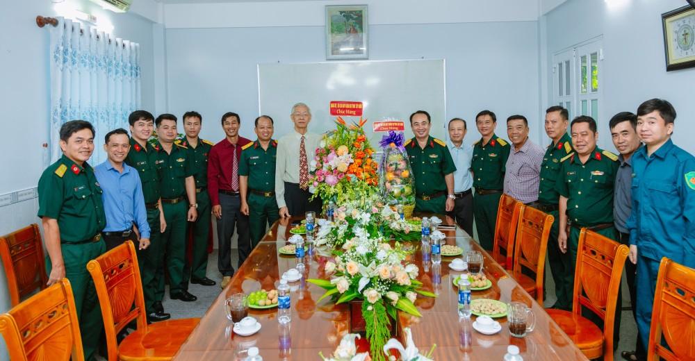 Đoàn đến thăm Ban Đại diện Hội thánh Tin Lành tỉnh