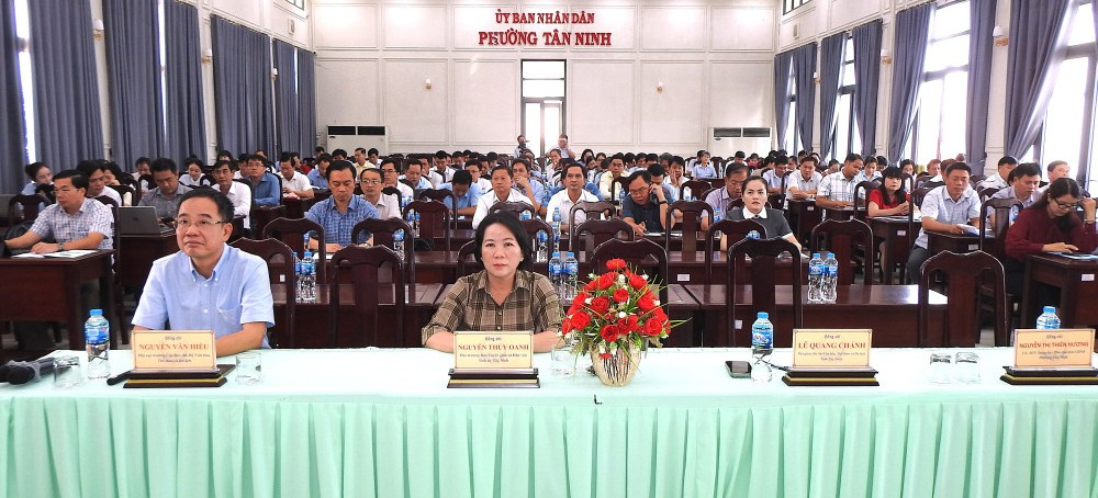 Đại biểu tham dự hội nghị