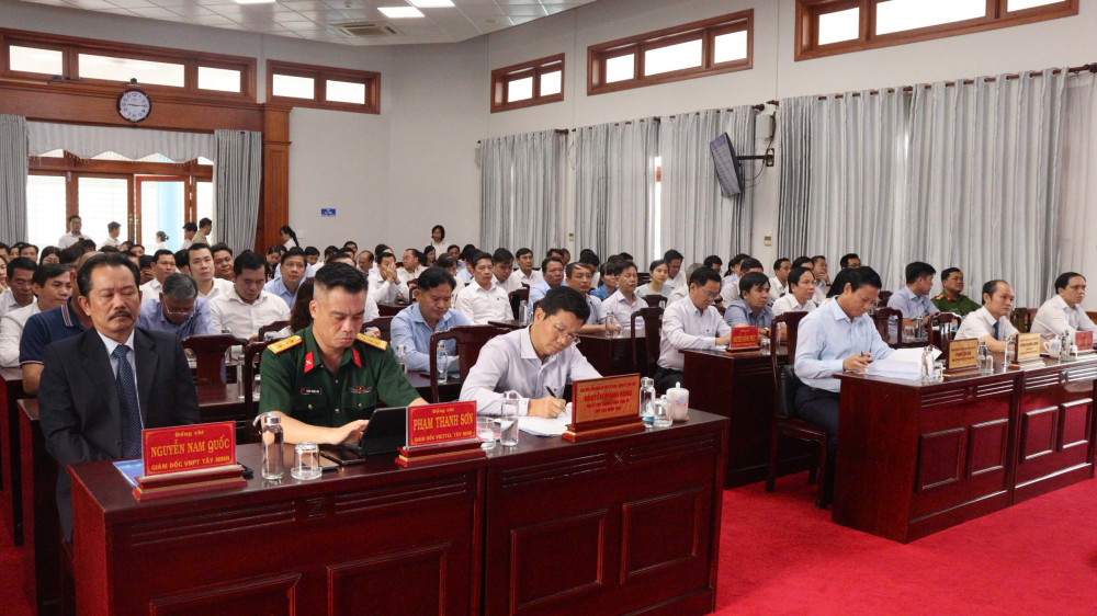 Đại biểu tham dự hội nghị