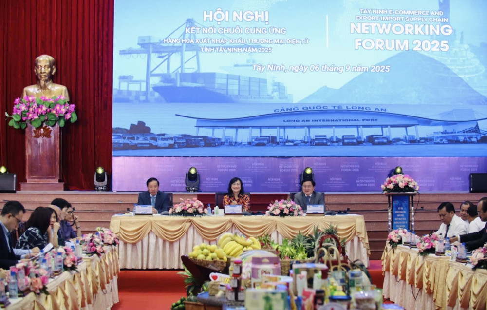 Lãnh đạo tỉnh Tây Ninh và Bộ Công Thương dự Hội nghị kết nối chuỗi cung ứng hàng hóa xuất nhập khẩu, thương mại điện tử tỉnh Tây Ninh năm 2025