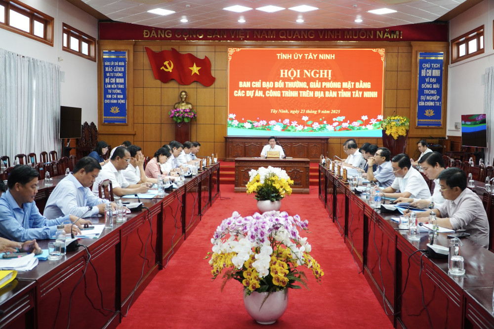Bí thư Tỉnh ủy Tây Ninh Nguyễn Văn Quyết chủ trì phiên họp đầu tiên của Ban Chỉ đạo bồi thường, giải phóng mặt bằng các dự án, công trình trên địa bàn tỉnh