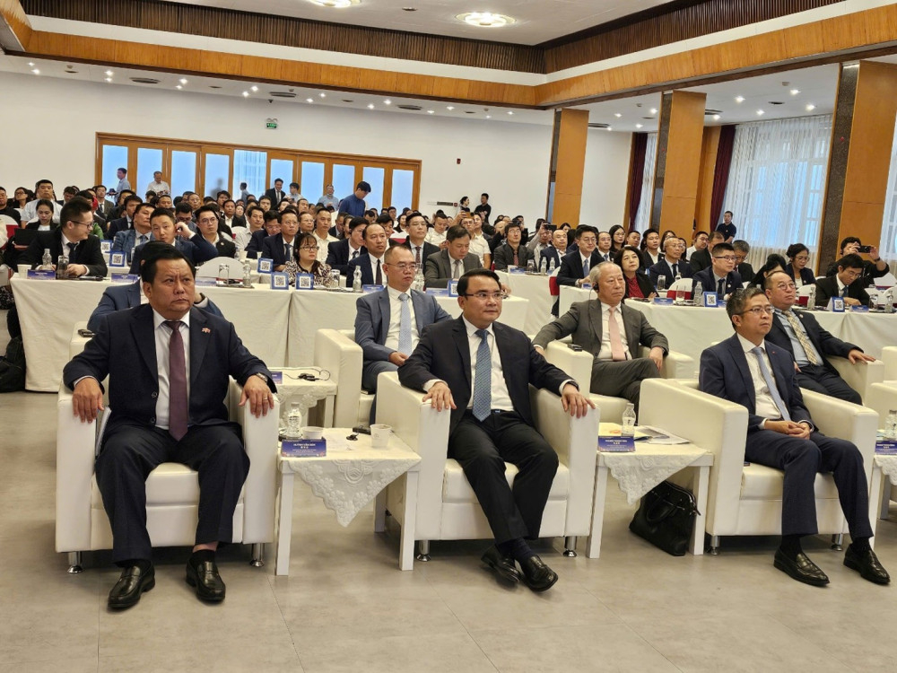 Đại biểu tham dự diễn đàn