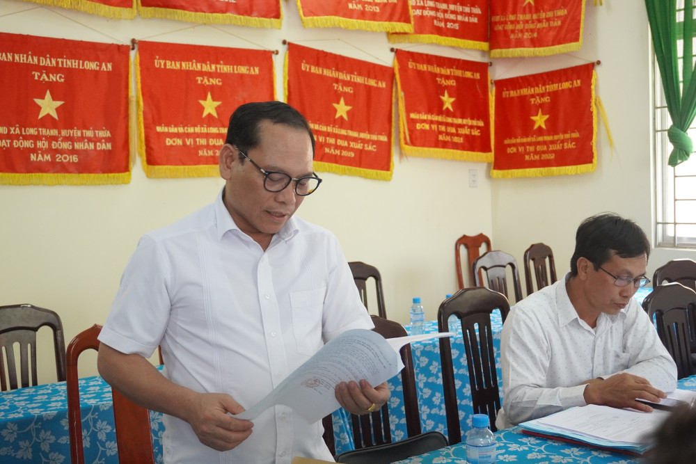 Phó Chánh Văn phòng Bộ Nội vụ Phạm Anh Thắng phát biểu tại buổi làm việc