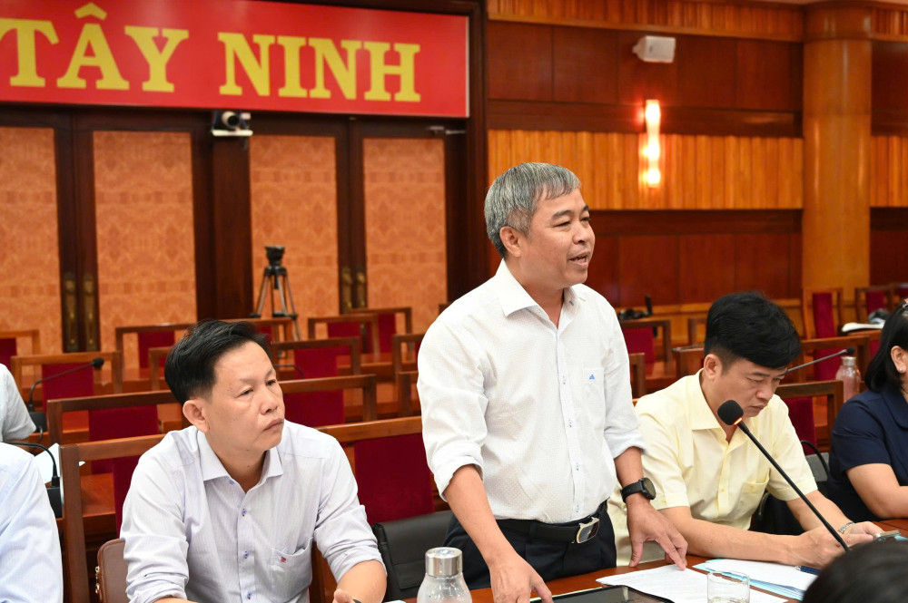 Bí thư Đảng ủy phường Ninh Thạnh Nguyễn Tấn Đức nhấn mạnh chuyển đổi số không có dữ liệu tức là chưa chuyển đổi số