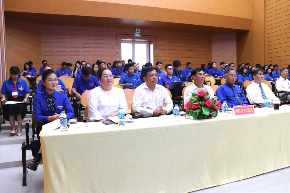 Đại biểu tham dự đại hội
