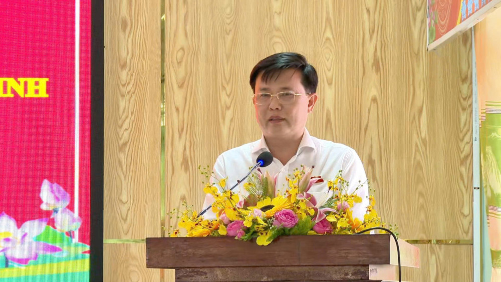  Phó Bí thư Tỉnh ủy, Chủ tịch UBMTTQ Việt Nam tỉnh Nguyễn Thanh Hải phát biểu tại buổi tiếp xúc cử tri