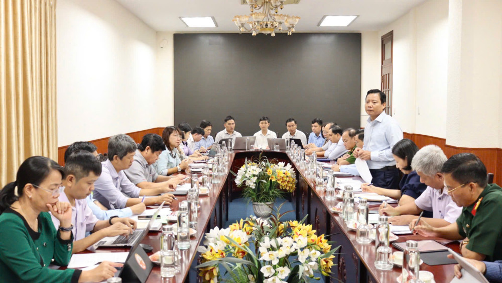 Quang cảnh cuộc họp
