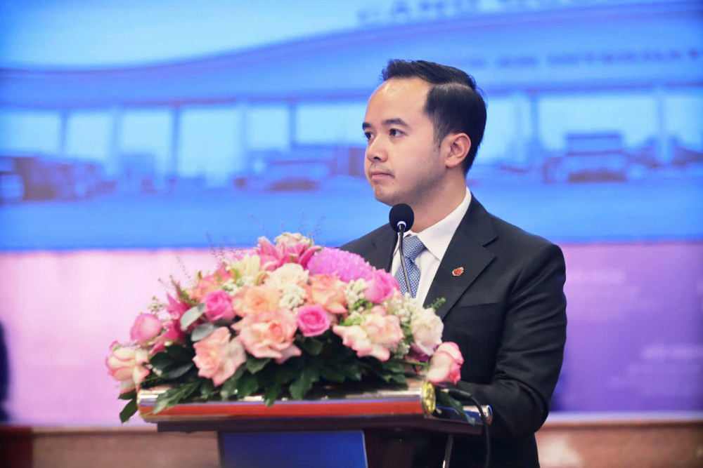 Chủ tịch Hội đồng Quản trị Cảng Quốc tế Long An Võ Quốc Huy phát biểu tại Hội nghị
