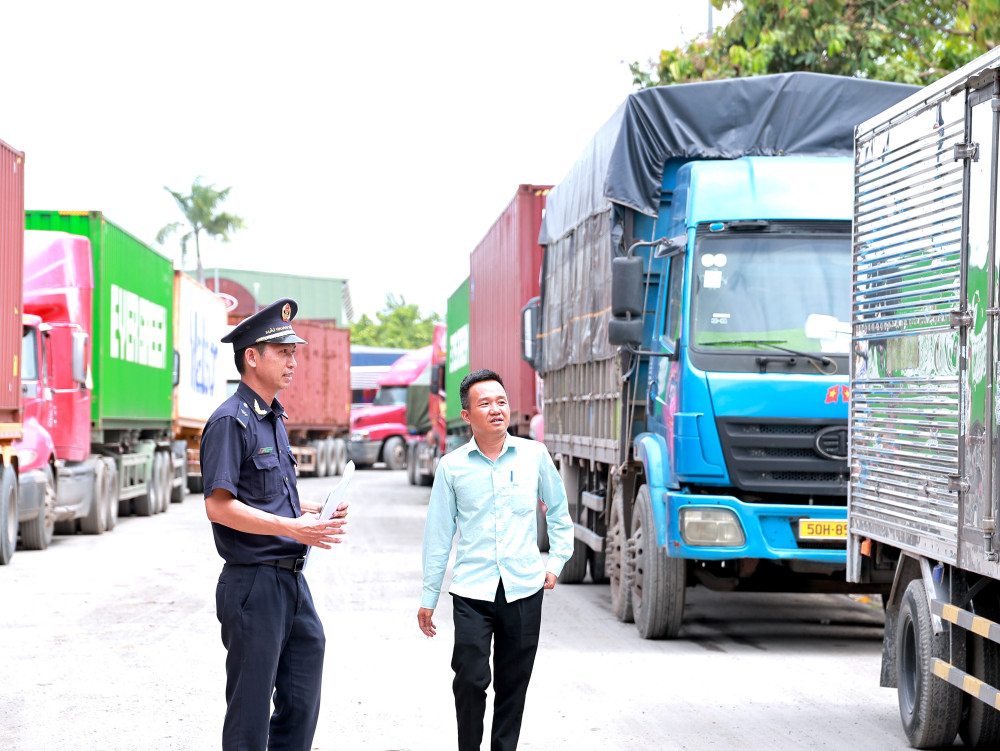 Cơ quan Hải quan bố trí cán bộ trực tại nhiều cửa khẩu suốt dịp lễ 02/9
