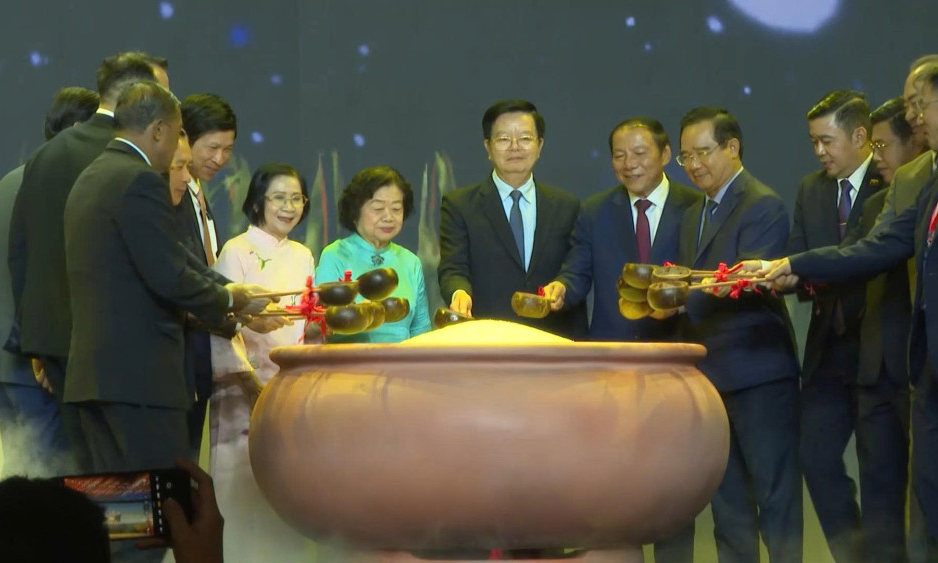 TP.HCM mở màn ITE HCMC 2025 với Đêm Việt Nam 'Dòng chảy tinh hoa'