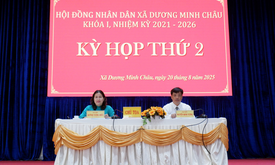 Kỳ họp thứ 2 HĐND xã Dương Minh Châu: Thông qua 7 Nghị quyết