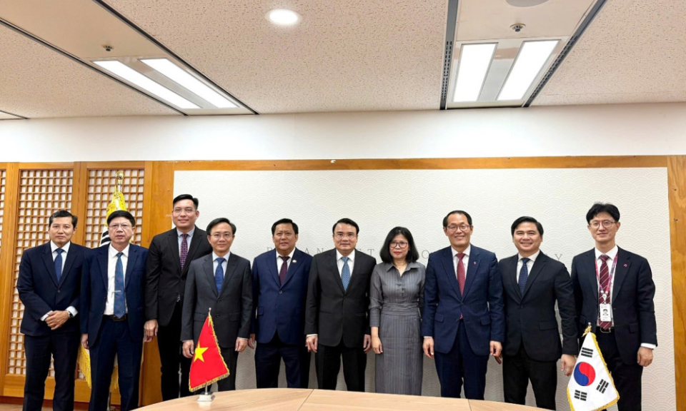 Tay Ninh province promotes economic cooperation with Busan city