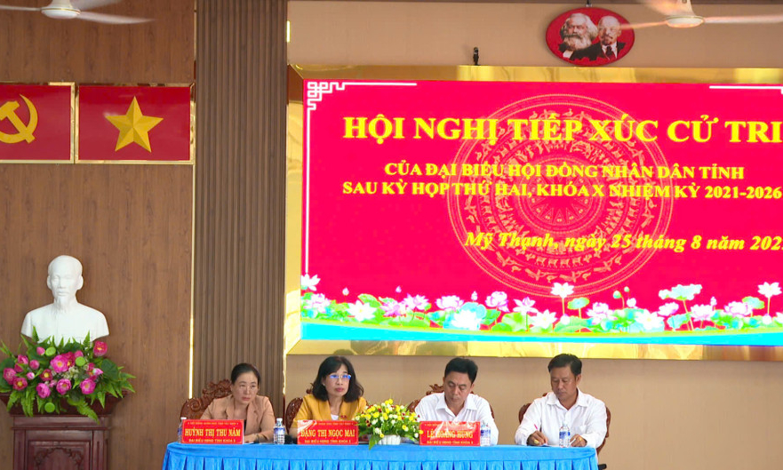 Tổ đại biểu HĐND tỉnh số 13 tiếp xúc cử tri xã Mỹ Thạnh