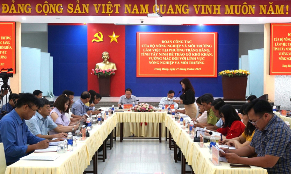 Tháo gỡ vướng mắc lĩnh vực nông nghiệp và môi trường khi thực hiện chính quyền địa phương 2 cấp
