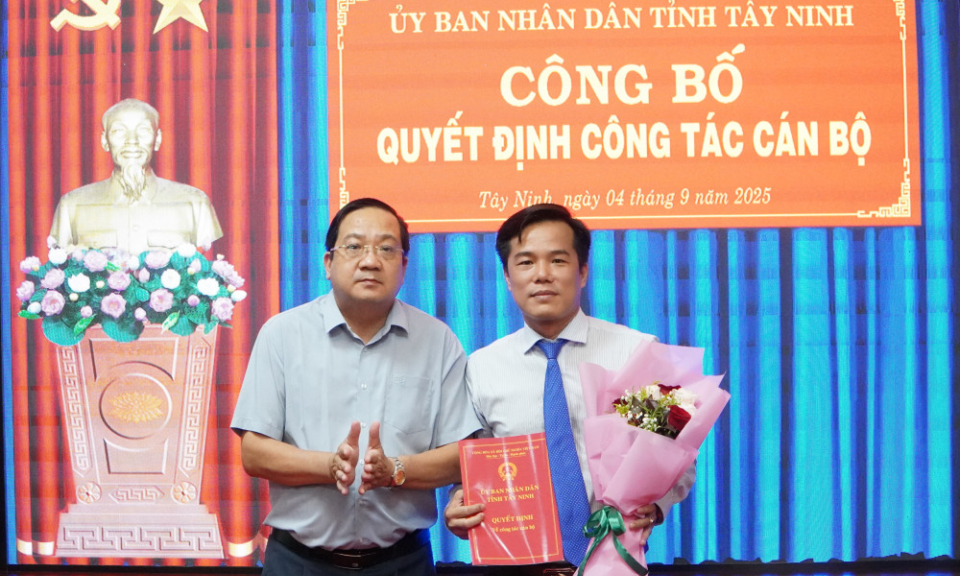 Ông Lưu Hiếu Trung giữ chức vụ Giám đốc Trung tâm Phục vụ hành chính công tỉnh Tây Ninh