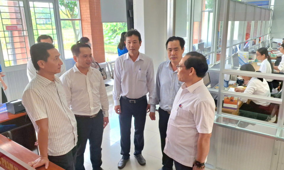 Đoàn công tác Bộ Nội vụ khảo sát việc thực hiện chính quyền 2 cấp tại phường Tân An