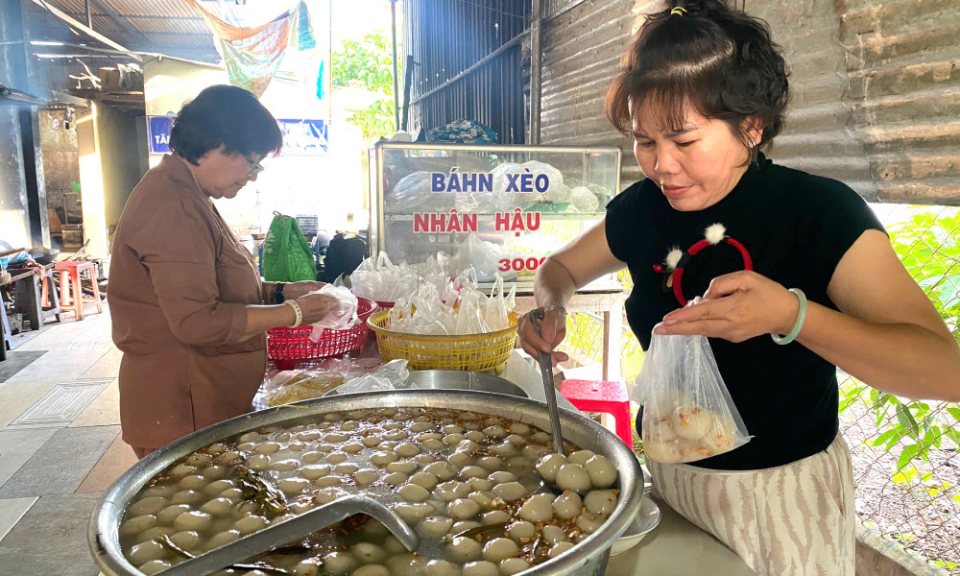 Bếp ăn từ thiện - Hơn cả một bữa cơm