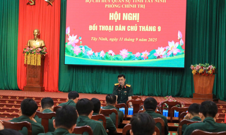Bộ Chỉ huy Quân sự tỉnh Tây Ninh tổ chức Hội nghị đối thoại dân chủ