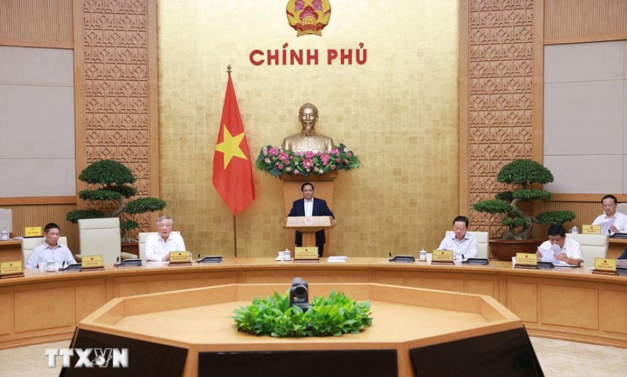 Khẩn trương hoàn thiện các dự án luật để trình Quốc hội vào tháng 10