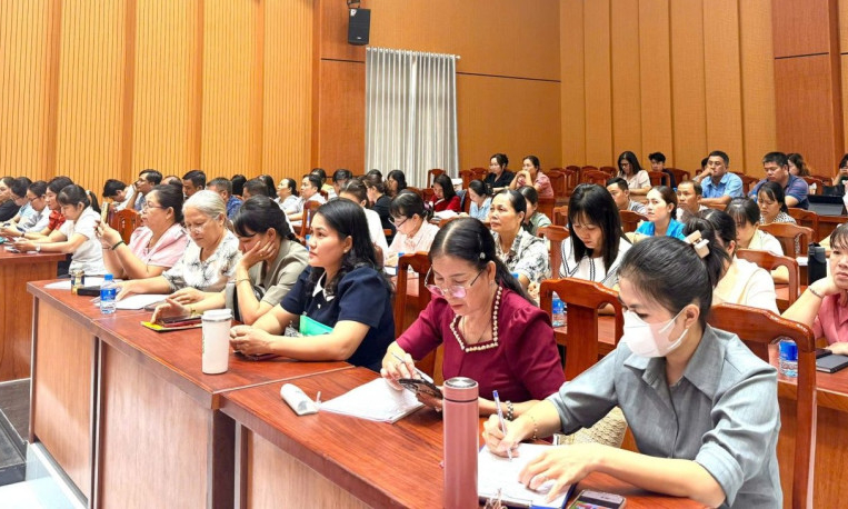 Xã Dương Minh Châu: Tập huấn chuyên đề, triển khai Nghị quyết Đại hội đại biểu Đảng bộ xã