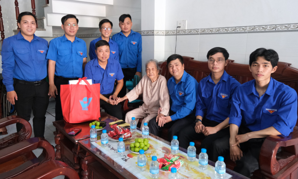 Tuổi trẻ Tây Ninh ra quân Ngày Chủ nhật xanh lần thứ VI
