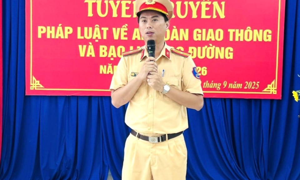 Phường Tân Ninh: Tuyên truyền an toàn giao thông và bạo lực học đường cho học sinh