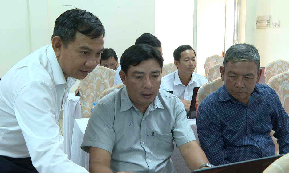 Tập huấn ứng dụng phần mềm quản lý bán hàng trong Đề án 1 triệu ha lúa chất lượng cao, phát thải thấp