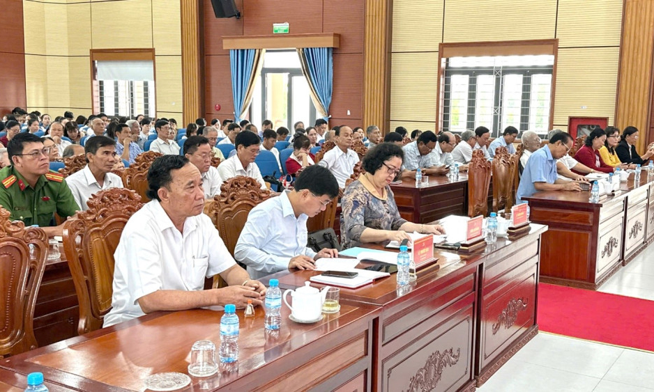 Tân Thạnh triển khai Nghị quyết Đại hội đại biểu Đảng bộ xã, nhiệm kỳ 2025-2030