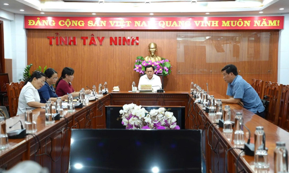 Xử lý dứt điểm vướng mắc dự án đầu tư công đặc biệt quan trọng về lúa chất lượng cao, phát thải thấp