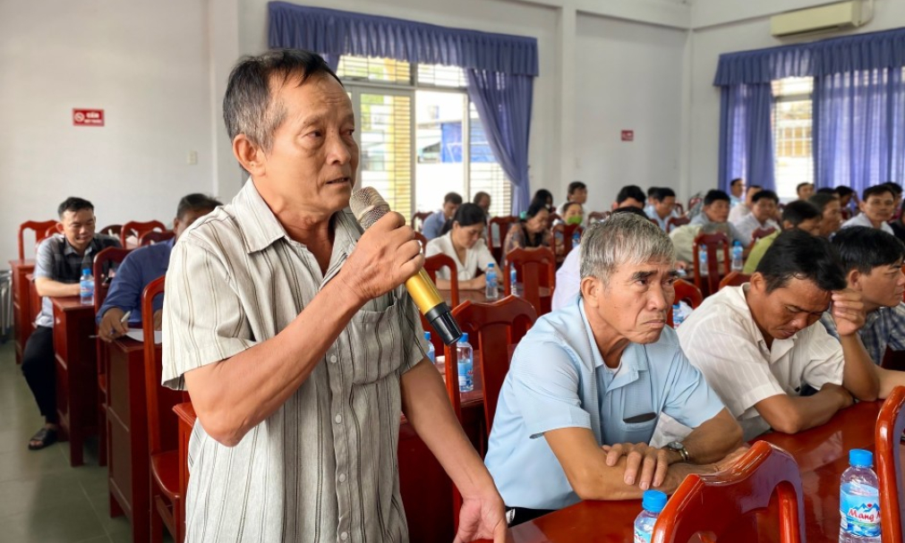 Đoàn đại biểu Quốc hội tỉnh tiếp xúc cử tri xã An Lục Long