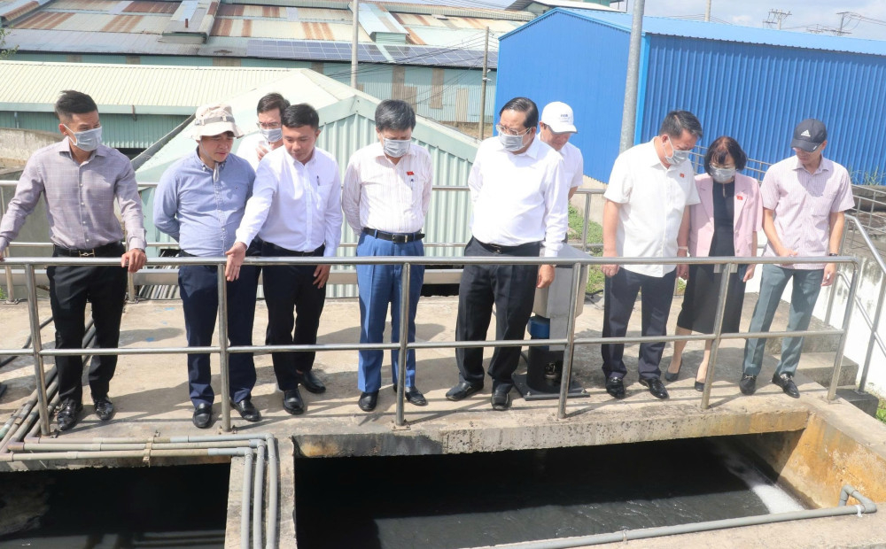 Ngành chức năng kiểm tra hệ thống xử lý nước thải tập trung tại doanh nghiệp