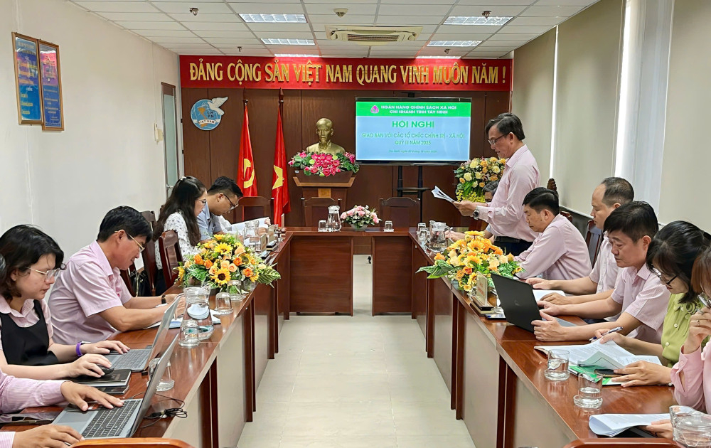 Đại biểu tham dự hội nghị