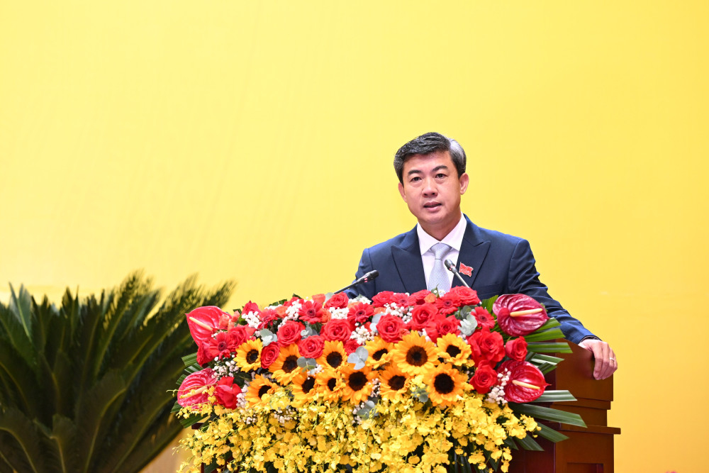 Phó Chủ nhiệm Thường trực Ủy ban Kiểm tra Tỉnh ủy Trương Văn Hoàn tham luận về công tác kiểm tra, giám sát tại Đại hội