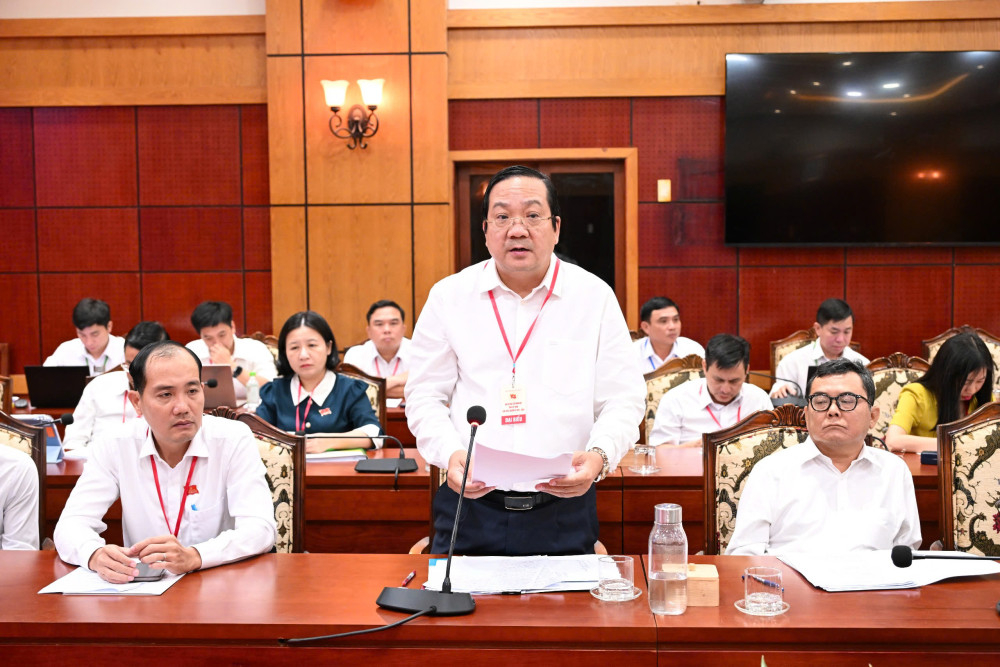 Ủy viên Ban Thường vụ Tỉnh ủy, Phó Chủ tịch UBND tỉnh Nguyễn Minh Lâm phát biểu tại buổi làm việc
