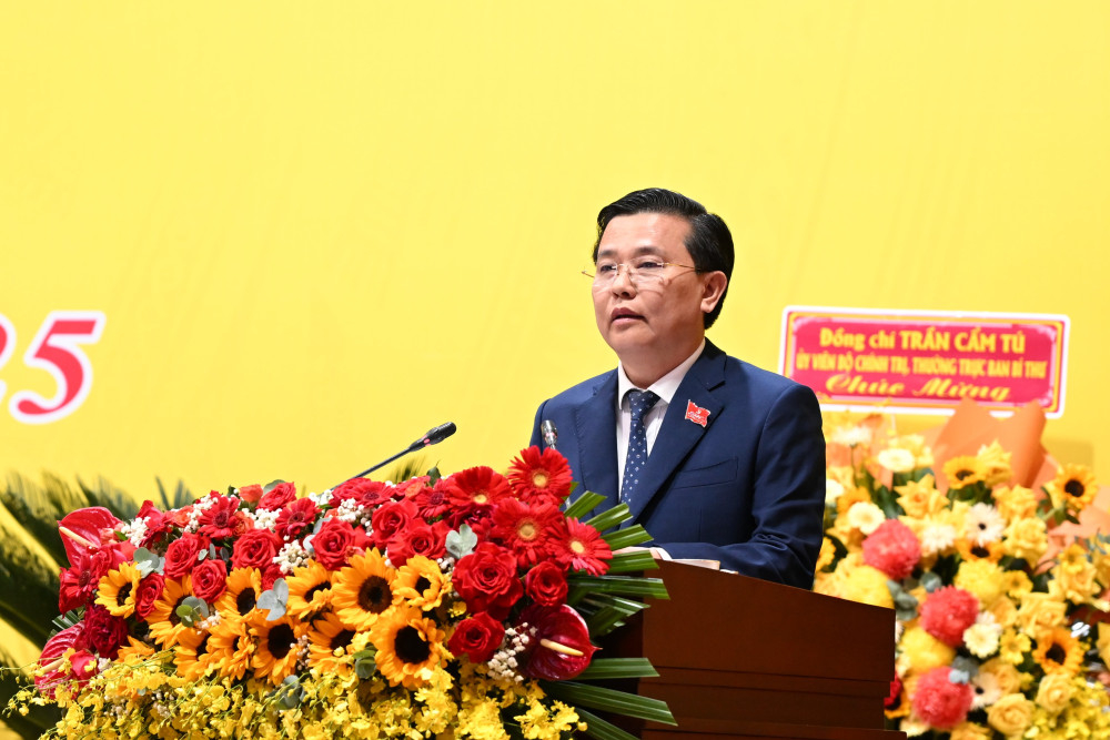 Phó Bí thư Tỉnh ủy, Chủ tịch Ủy ban MTTQ Việt Nam tỉnh Nguyễn Thanh Hải công bố các quyết định của Bộ Chính trị 